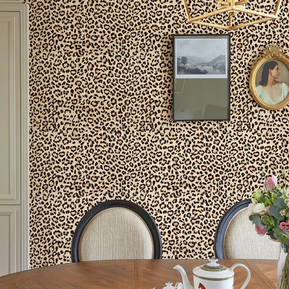 Papier peint motif léopard cuisine