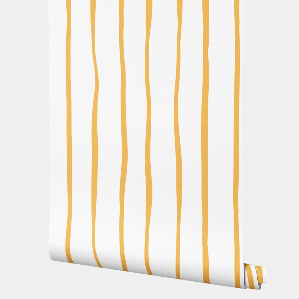 Papier peint rayures fines moutarde Deco salon