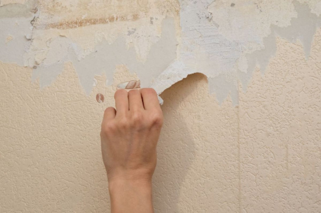 Comment décoller du papier peint sur placo sans abîmer ?