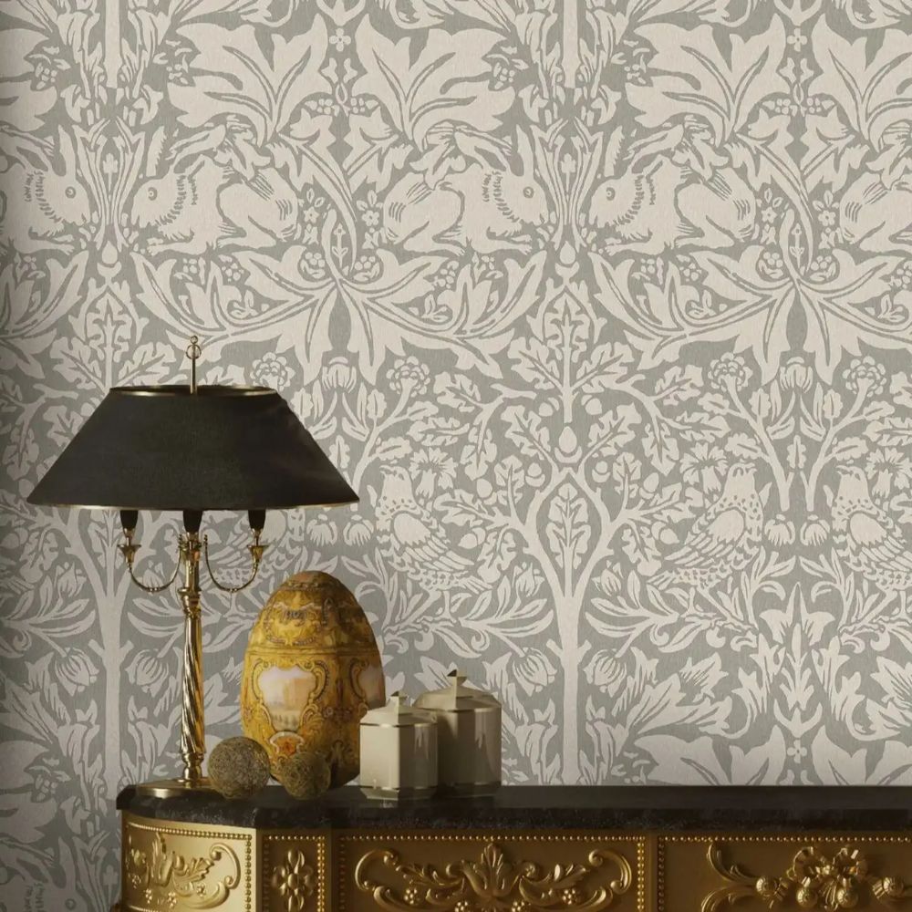Papier peint William Morris gris taupe lapin et oiseaux