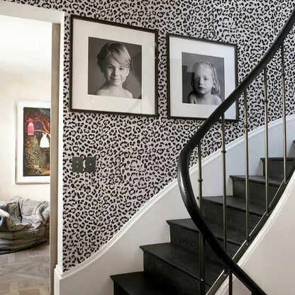 Papier peint leopard noir et blanc